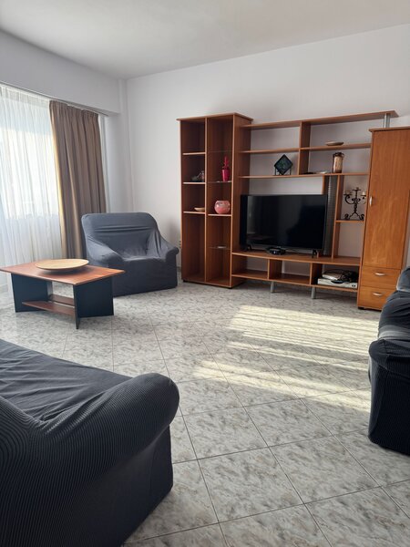 Unirii, piata Alba Iulia,