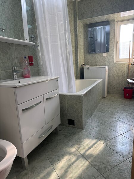 Unirii, piata Alba Iulia,